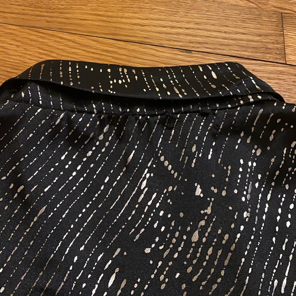 Tahari sparkly top, Large - Picture 2 of 6